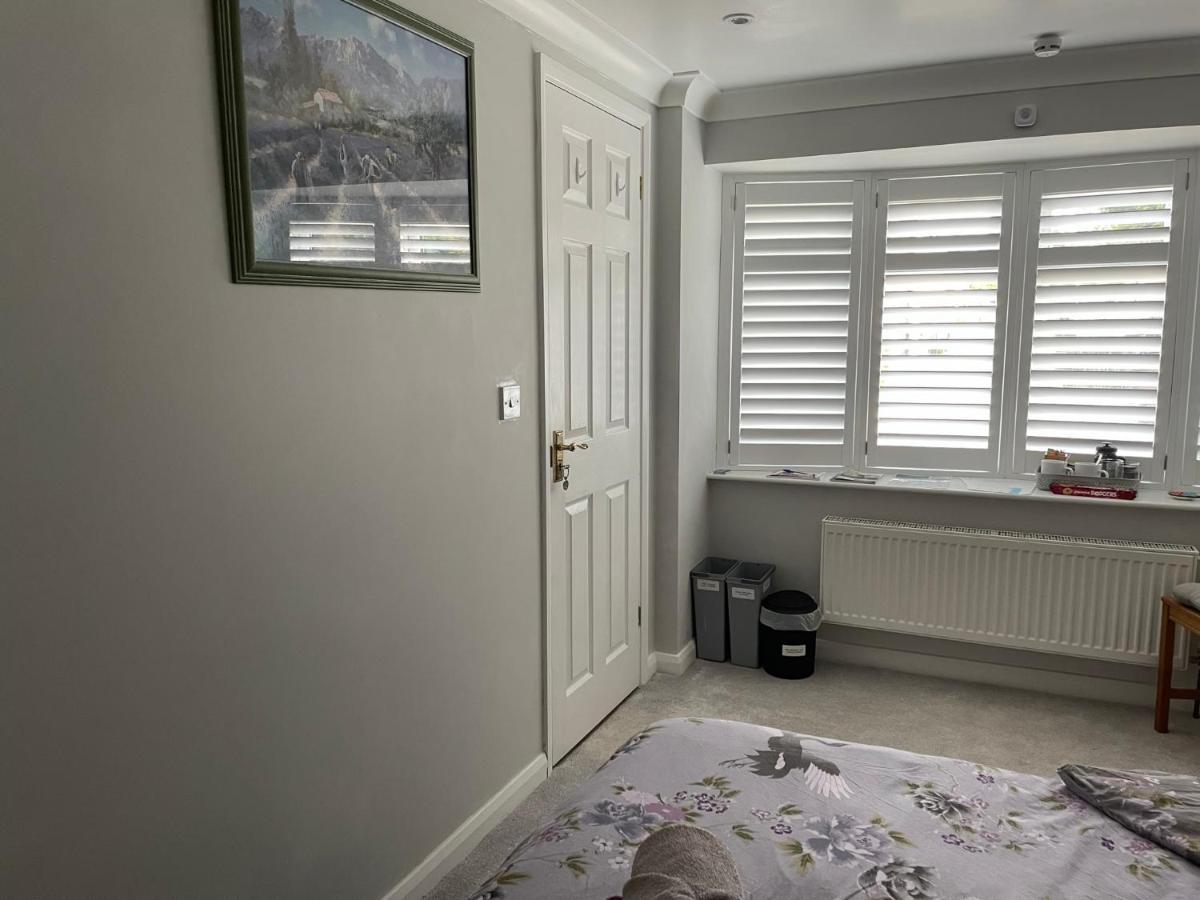 Private Double En-Suite Room At The Groves Deal Exteriér fotografie